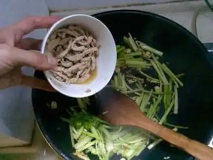 Make Celery beans with fried meat step 8
