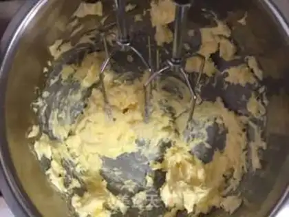 Make Cranberry cookies step 1