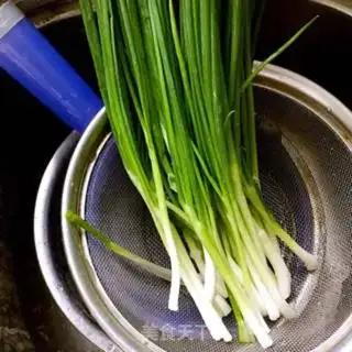 Make Onion bun step 1