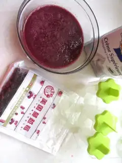 Make Cranberry popsicle step 0