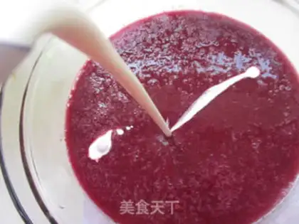 Make Cranberry popsicle step 2
