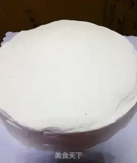 Make Pine crane birthday cake step 5