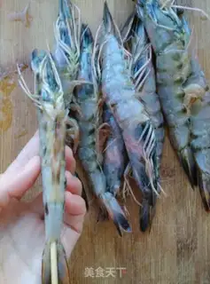 Make Sea salt, black pepper shrimp step 1