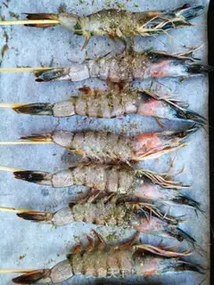 Make Sea salt, black pepper shrimp step 3