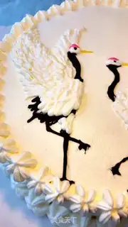 Make Pine crane birthday cake step 12
