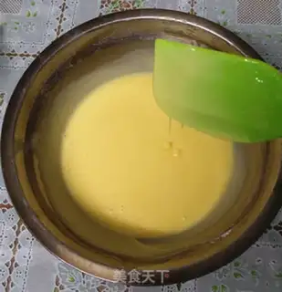 Make Four cream cake rolls step 5