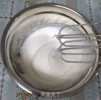 Make Four cream cake rolls step 10