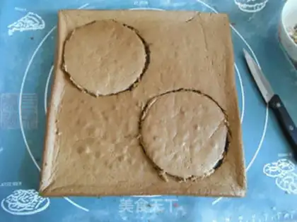 Make Big chocolate mousse cake step 11