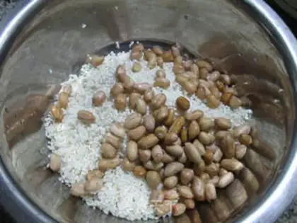 Make Battery peanut rice step 1