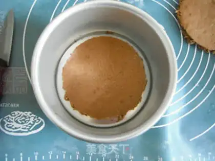 Make Big chocolate mousse cake step 18