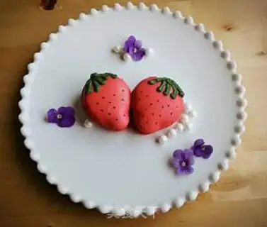 Make Strawberry macaroon lollipop step 10