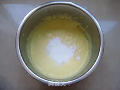 Make Zebra cheesecake step 4