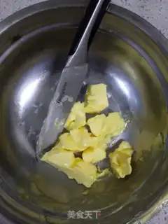 Make Gold coconut ball step 0