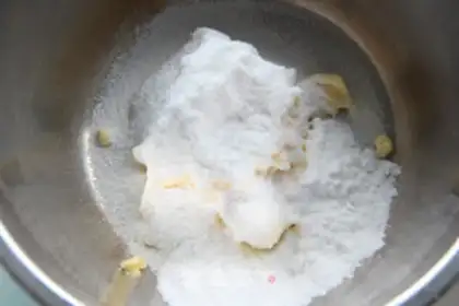 Make Frost cookies step 1