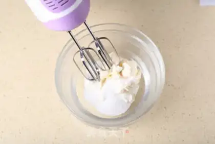 Make A cheese-leashed egg step 11