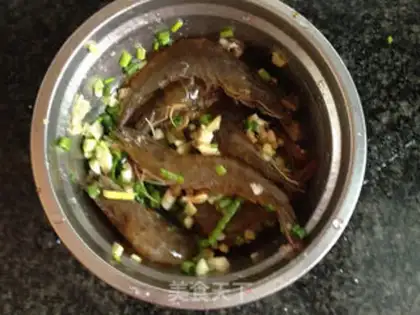 Make Hot, black shrimp step 2