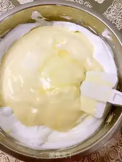 Make The original cup of paper, the twilight cake step 13