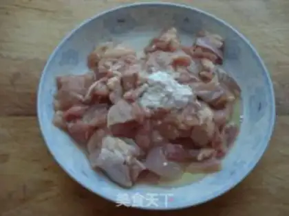 Make A salsa and chicken step 1