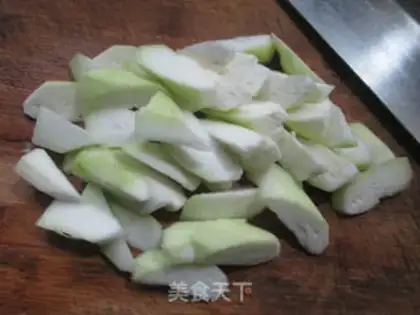 Make Squeeze the cabbage and make the melon step 2