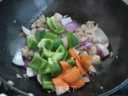 Make A salsa and chicken step 5