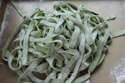 Make Pineapple noodles step 3