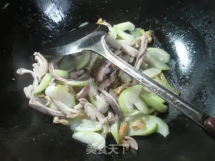 Make Squeeze the cabbage and make the melon step 9