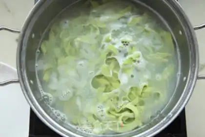 Make Pineapple noodles step 4