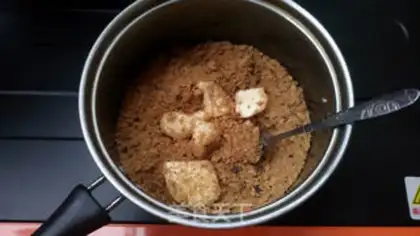 Make Berry sauce cheese pie step 0