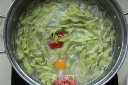 Make Pineapple noodles step 5