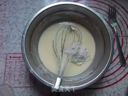 Make Berry sauce cheese pie step 5