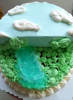 Make Dinosaurs birthday cake step 9