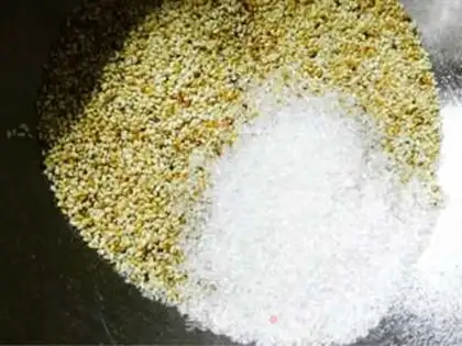 Make Sesame pretzels step 1