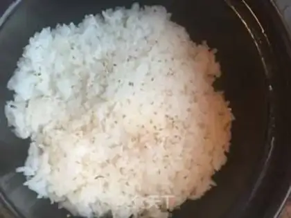 Make Rock pan rice step 4