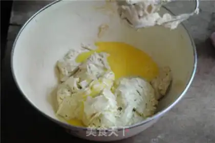 Make Pumpkin cake step 2
