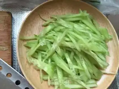 Make Frozen ham step 0