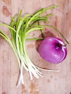 Make Onion oil step 0