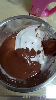Make Dragon Cat Chi Fung Cake step 11
