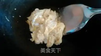Make Tomato eggs for noodles step 2
