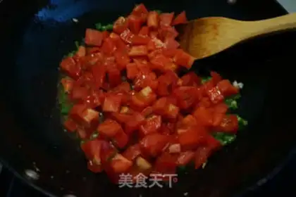 Make Tomato fried eggs step 6