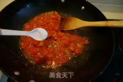 Make Tomato fried eggs step 8