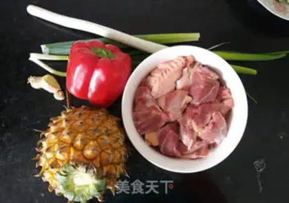 Make Pineapple duck step 0