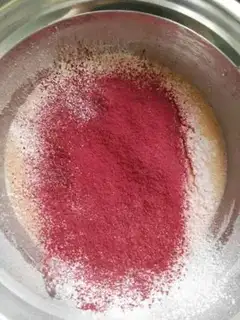 Make Love yogurt mousse step 3