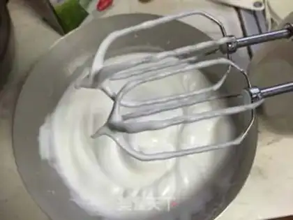 Make Rainbow box cake step 2