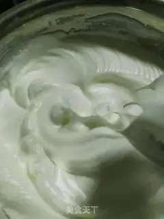 Make Love yogurt mousse step 5