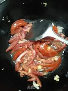 Make Tomato fried eggs step 6