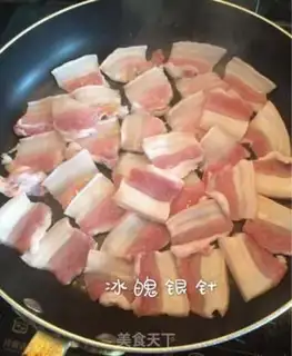 Make Garlic fried meat step 0