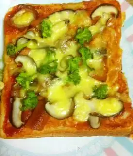 Make Toast pizza step 2