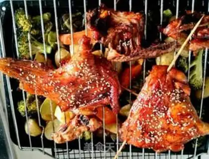 Make Honey sauce, roasted chicken legs step 7