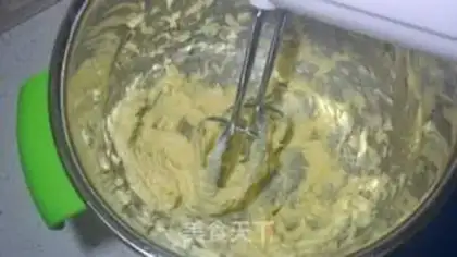 Make Chocolate pretzels, sweet cookies step 1