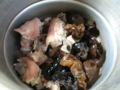 Make ♪ Black-muck, white-eared pig hoof ♪ step 3